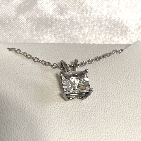 Lab Created White Sapphire Sterling Silver Pendant 18 inch Necklace - Picture 2 of 7